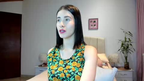 Macarena online show from 3, 3, 2025