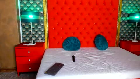 Valerie Val V online show from 19, 10, 2025