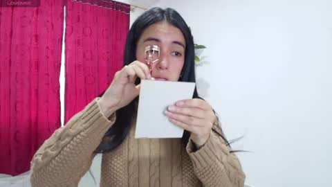 Snapshot of vallery_evanss chatting on 11, 2, 2025 Taty independent account online show from 11, 2, 2025