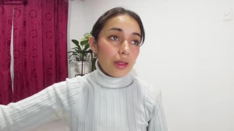 Snapshot of vallery_evanss chatting on 27, 2, 2025 Taty independent account online show from 27, 2, 2025