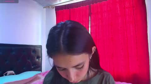 Snapshot of vallery_evanss chatting on 31, 10, 2025 Taty independent account online show from 31, 10, 2025