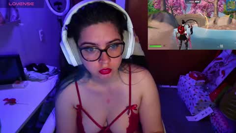 Im Violet online show from 9, 12, 2024