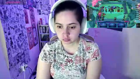 Im Violet online show from 9, 10, 2025