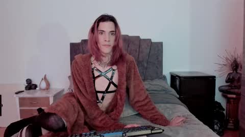 Snapshot of vamp_noah chatting on 6, 3, 2025 Vamp Noah and Dan online show from 6, 3, 2025