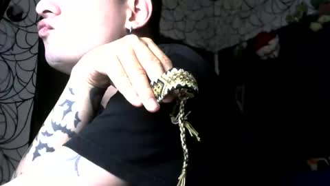 vampireathome online show from 13, 1, 2026