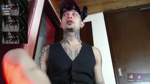 david guzman i model independenthelp me with a thumbs up online show from 24, 1, 2025