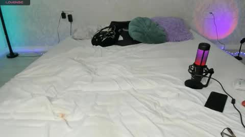 Vamppire Girl   online show from 29, 9, 2025