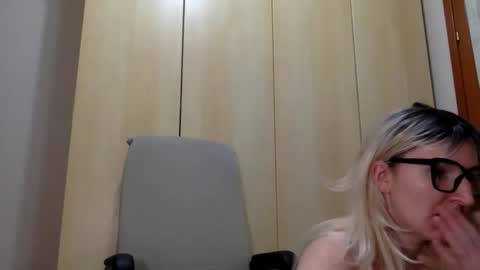 Vanda online show from 18, 1, 2026