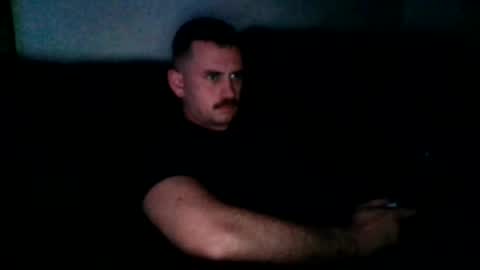 Snapshot of vandal2021 chatting on 4, 1, 2025 Vandal2021 online show from 4, 1, 2025