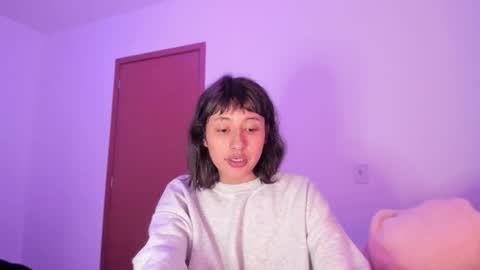 Snapshot of vandalovee chatting on 21, 10, 2025 Babi Alu online show from 21, 10, 2025