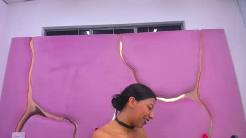 Snapshot of vanelin18 chatting on 19, 11, 2025 Vane online show from 19, 11, 2025