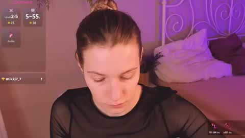 Snapshot of vanessa__lui chatting on 26, 3, 2026 Vanessa online show from 26, 3, 2026