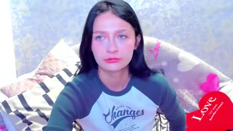Snapshot of vanessa_florence chatting on 2, 10, 2025 RUSSIAN BARBIE BABE online show from 2, 10, 2025