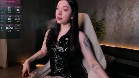 Vanessa online show from 13, 12, 2024