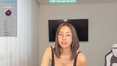 Vanessa online show from 5, 1, 2025