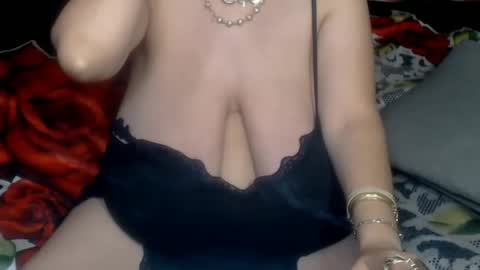 Vanessa HUGE BOOBS online show from 30, 12, 2024