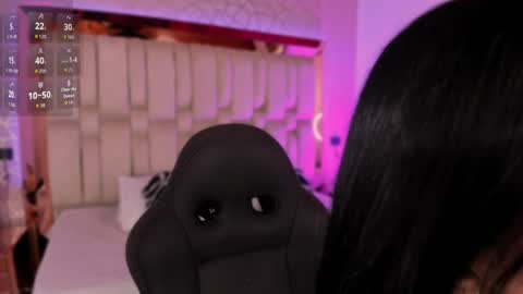 vanessaduval online show from 16, 9, 2025