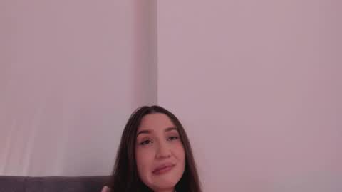 vanessajohnsonn online show from 28, 2, 2026