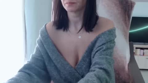 Snapshot of vanessalarahot chatting on 23, 10, 2025 Vanessa online show from 23, 10, 2025