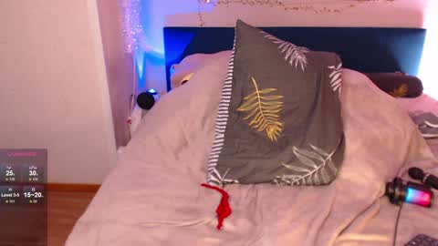 Snapshot of vanessalincum chatting on 7, 2, 2025 Vanessa follow me - I will answer you there at any time online show from 7, 2, 2025
