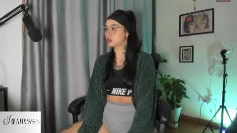 Vanessa online show from 17, 9, 2025