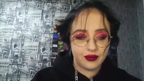 Snapshot of vanessashadow chatting on 21, 11, 2025 vanessashadow online show from 21, 11, 2025