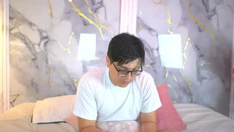 vanilla_hot_ online show from 13, 10, 2025