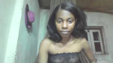 vanillachann online show from 4, 12, 2025