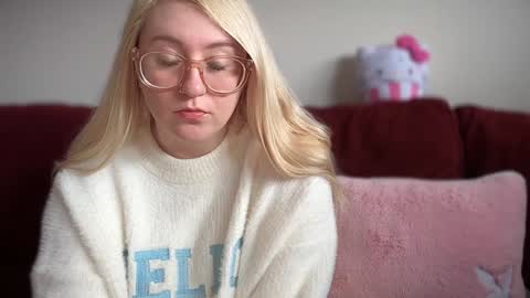 Snapshot of vanillapuddingpie chatting on 23, 1, 2025 vanillapuddingpie online show from 23, 1, 2025