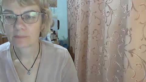 Vanillaxcreamy online show from 13, 12, 2024