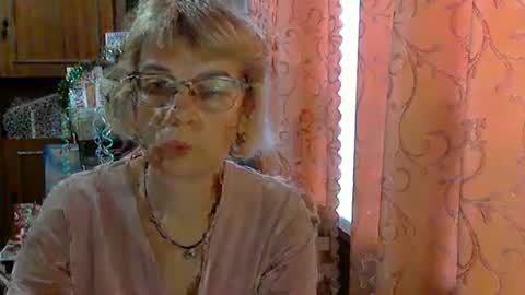 Vanillaxcreamy online show from 15, 12, 2024