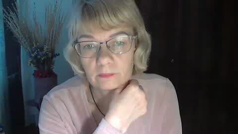 Vanillaxcreamy online show from 14, 1, 2025
