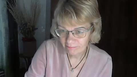 Vanillaxcreamy online show from 25, 1, 2025