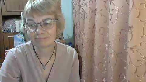 Vanillaxcreamy online show from 16, 2, 2025