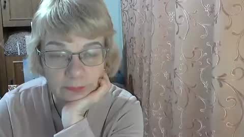 Vanillaxcreamy online show from 22, 2, 2025