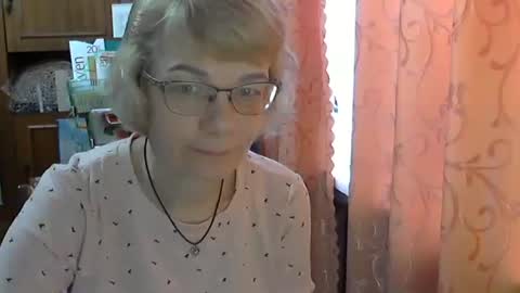 Vanillaxcreamy online show from 1, 3, 2025