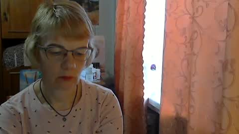 Vanillaxcreamy online show from 12, 3, 2025