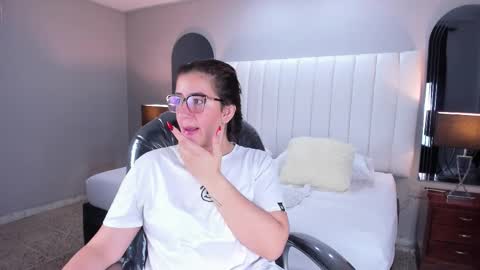 Karine online show from 28, 10, 2025