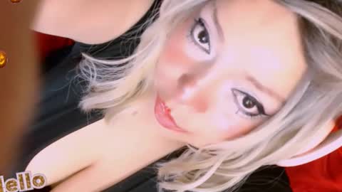 Snapshot of vanne_amet chatting on 16, 10, 2025 free follow me online show from 16, 10, 2025