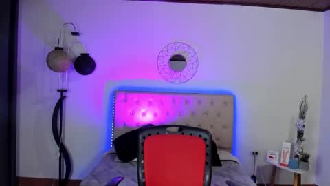 Vanne  online show from 9, 10, 2025