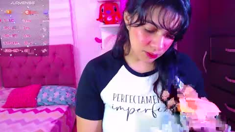 Snapshot of vannessa_shy chatting on 10, 1, 2025 Vanesa online show from 10, 1, 2025