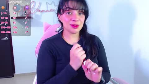 Snapshot of vannessa_shy chatting on 27, 2, 2025 Vanesa online show from 27, 2, 2025