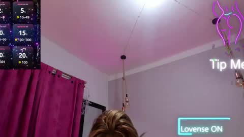 Snapshot of vannhesa chatting on 15, 12, 2025 Vannhesa online show from 15, 12, 2025