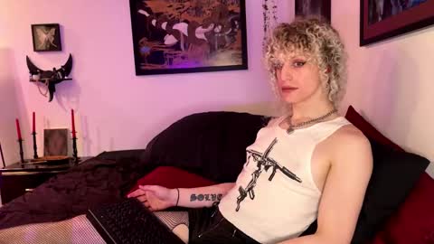 vantablossom online show from 16, 12, 2025