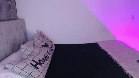 Vayolett Bass online show from 6, 3, 2025