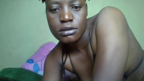 Snapshot of vee_tommy chatting on 6, 12, 2024 Vee tommy online show from 6, 12, 2024