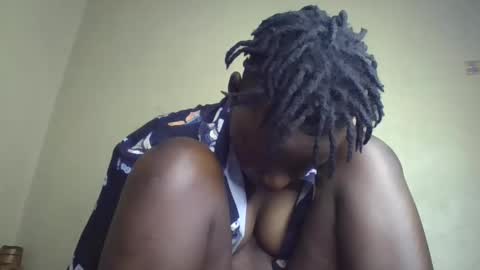 Snapshot of vee_tommy chatting on 9, 12, 2024 Vee tommy online show from 9, 12, 2024