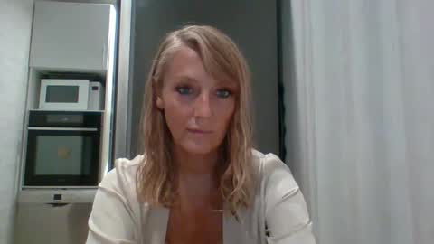 Veessa online show from 27, 9, 2025
