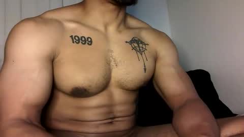 Vegas Love online show from 10, 11, 2025