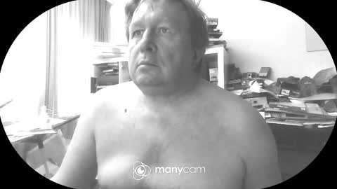 Snapshot of vejun2025 chatting on 17, 3, 2026 vejun2025 online show from 17, 3, 2026